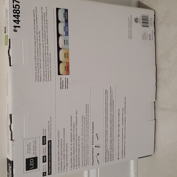 LED FLUSHMOUNT CEILING FIXTURE - Picture 4 of 7